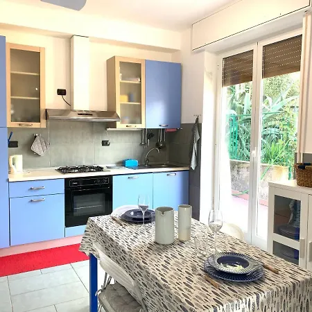 Apartment Sunray By The Sea